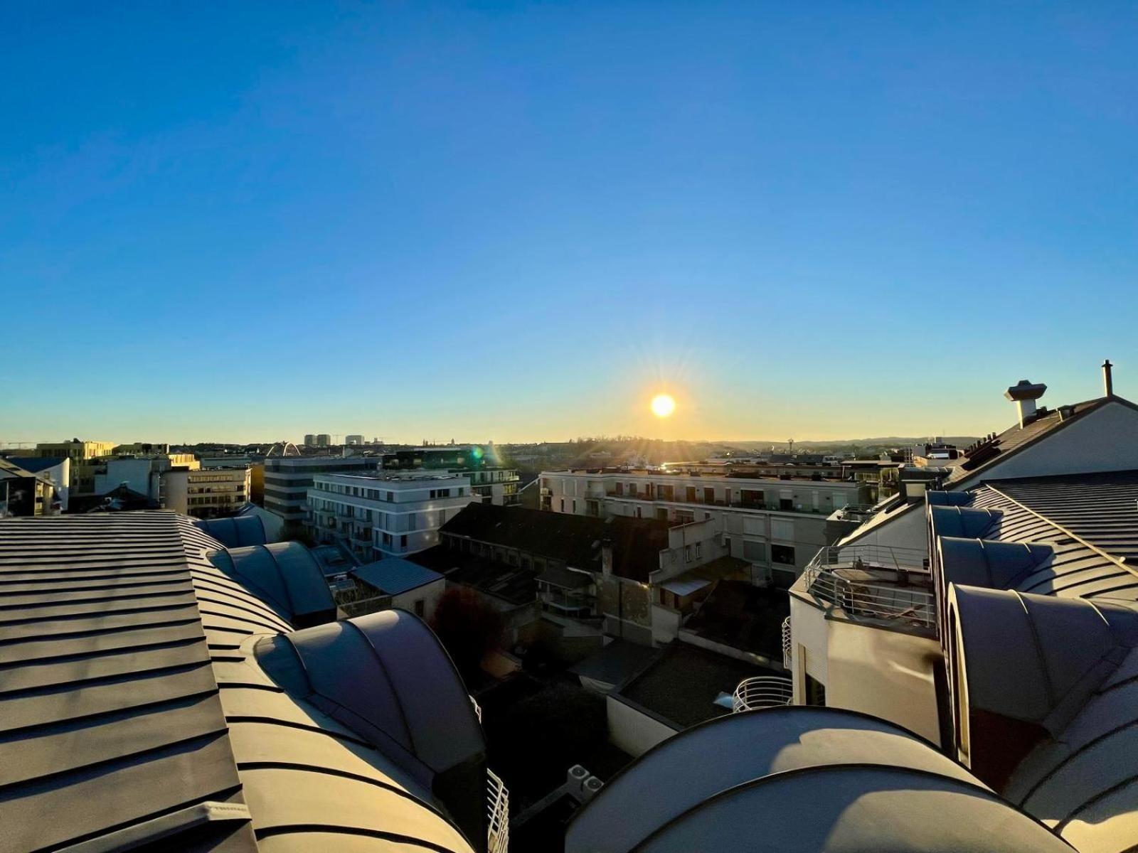 Lux Penthouse - Office, Terrace, Gym & Parking Apartman Luxemburg Kültér fotó