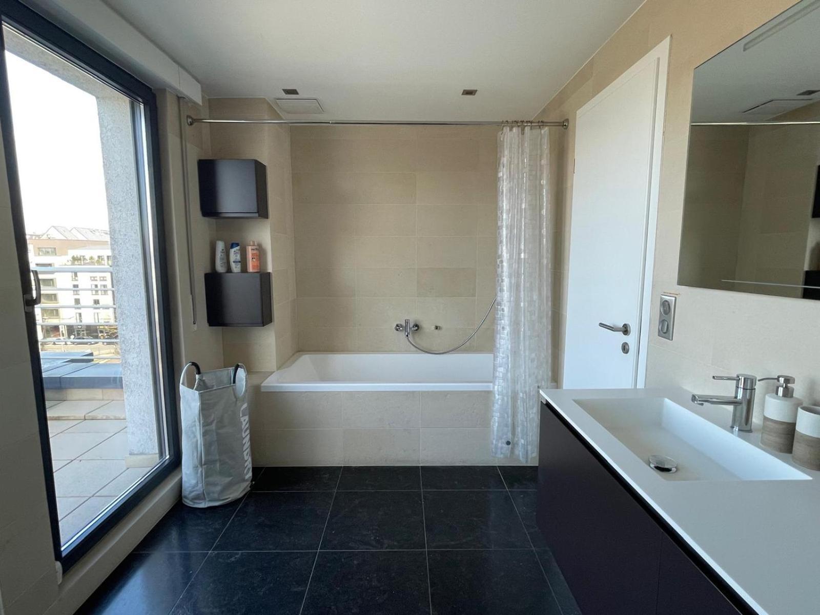 Lux Penthouse - Office, Terrace, Gym & Parking Apartman Luxemburg Kültér fotó