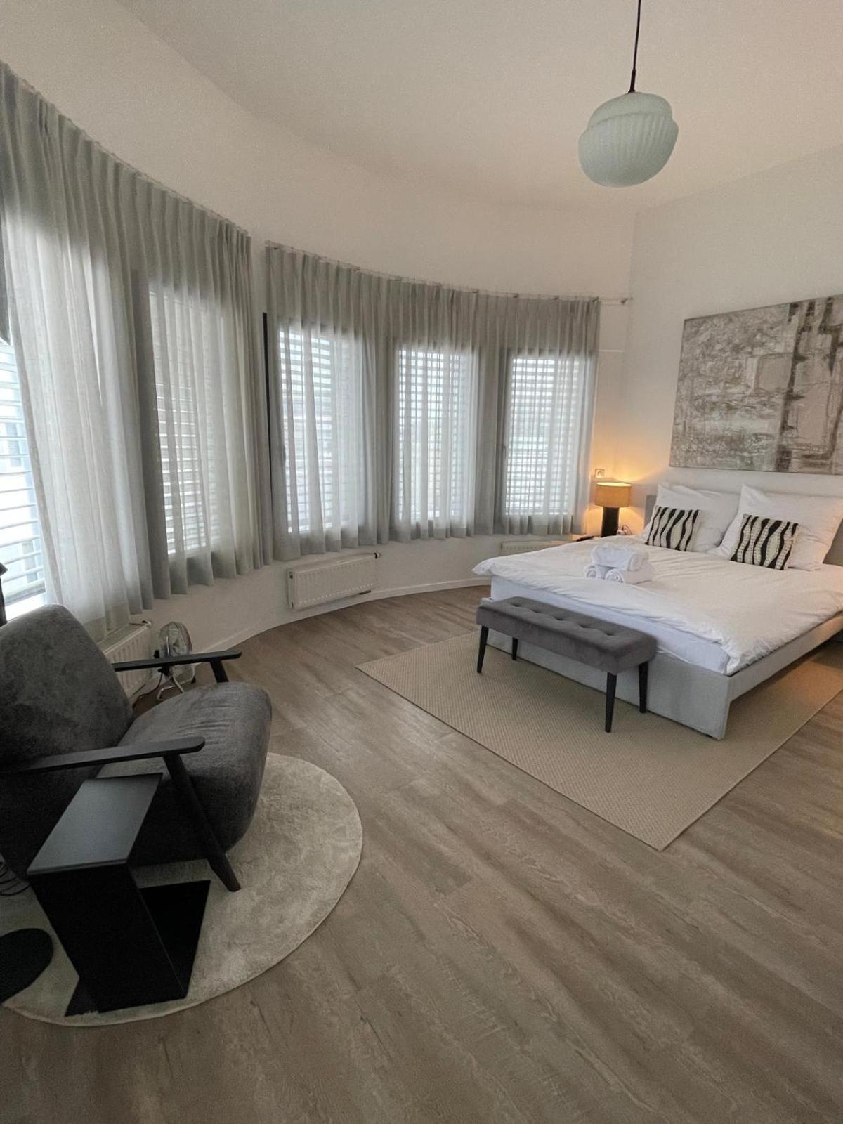 Lux Penthouse - Office, Terrace, Gym & Parking Apartman Luxemburg Kültér fotó